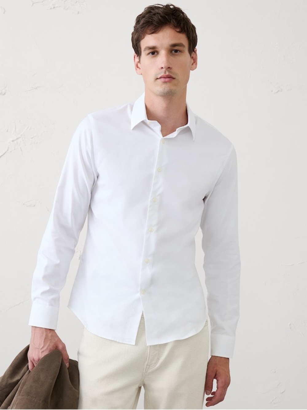 Banana Republic Slim-Fit Untucked Dress Shirt
Color: White
